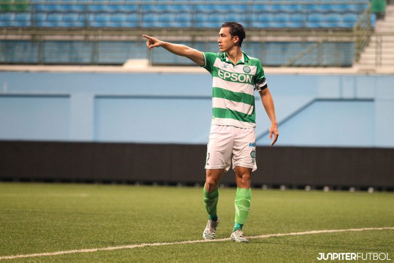 Anders Aplin the first Singaporean to play in J.League