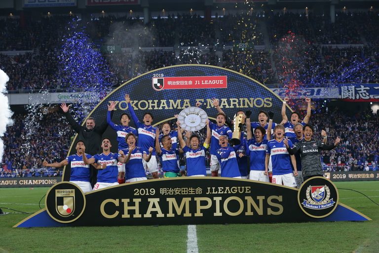 Yokohama F.Marinos defeated FC Tokyo to lift J.League title for the first time since 2004